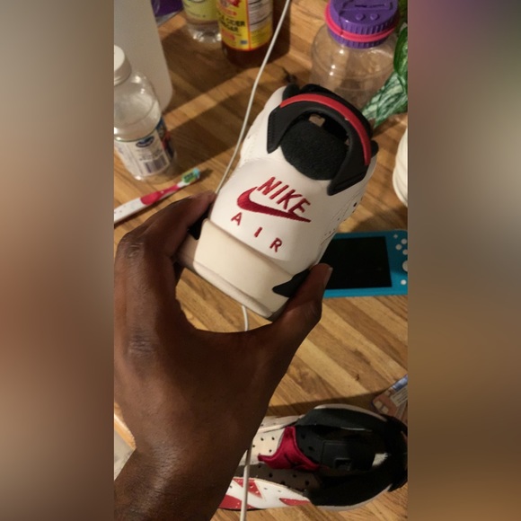 Air Jordan 9 university blue, air Jordan 6 infrared - Picture 9 of 12